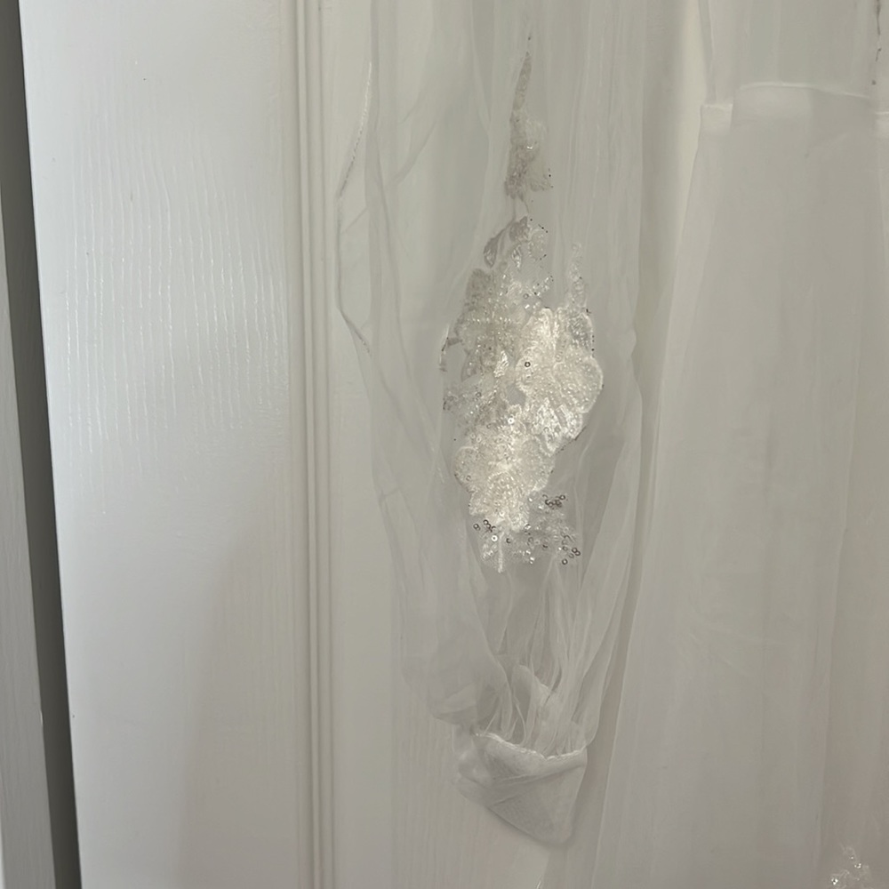 Bridal Robe - Picture 6 of 7